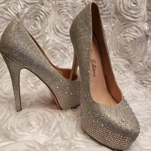 De Blossom Collection Silver Sparkle Rhinestones Platforms Stiletto Heels Size 8